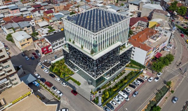Bursagaz'ın "yeşil bina"sı atık suları dönüştürerek kullanıyor