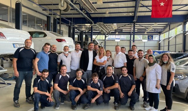 Gülben Ergen Bursa'da aile dostlarıyla buluştu