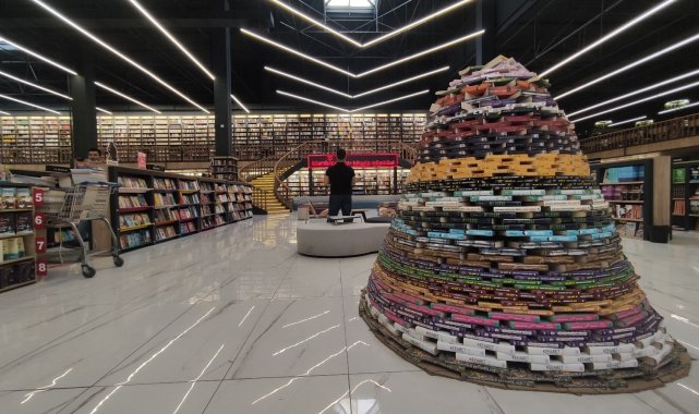 Kanserojen ürün bu kitapçıya giremiyor