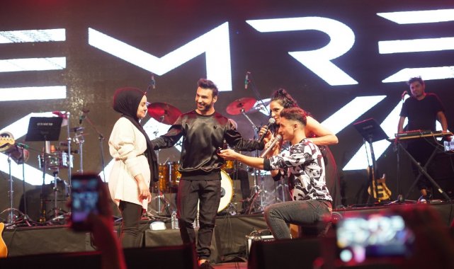 Kestel'de Emre Kaya konserinde evlilik teklifi sürprizi