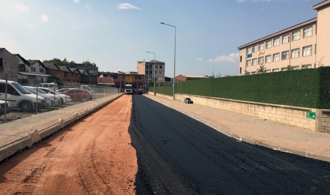 Osmangazi'de asfalt çalışmaları hız kesmiyor