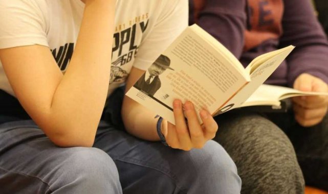 "Boyun Kadar Kitap Oku" başvuruları başladı