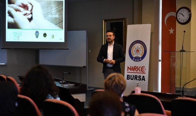 "En İyi Narkotik Polisi Anne" eğitimine büyük ilgi
