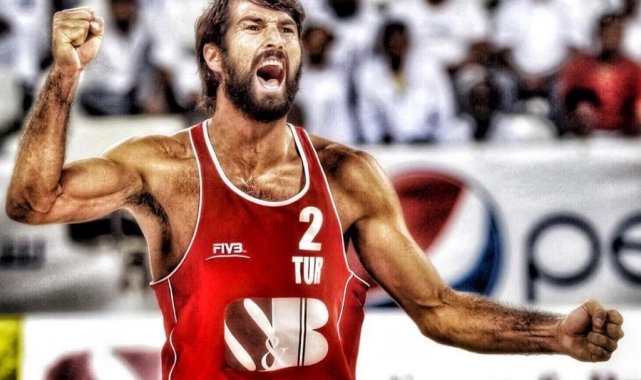 Şampiyon voleybolcu Karacabey Belediyespor'da