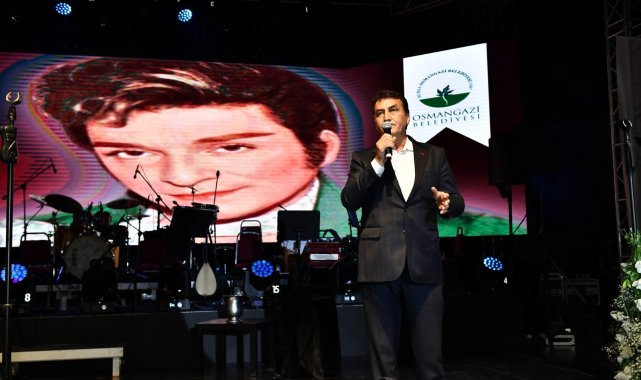 Sibel Can, şarkılarını Zeki Müren için söyledi