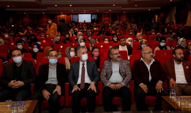 ''Huzurlu aile, mutlu gençlik'' semineri başladı