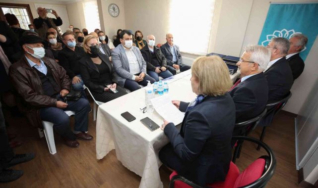 Başkan Turgay Erdem'e teşekkür plaketi - Bursa Haberleri