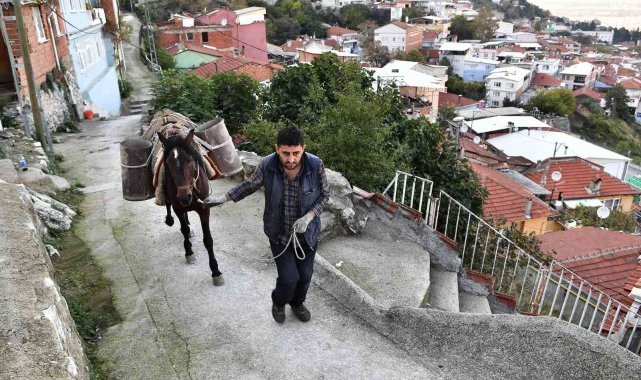 Belediye atla malzeme taşıyıp yol yapıyor - Bursa Haberleri