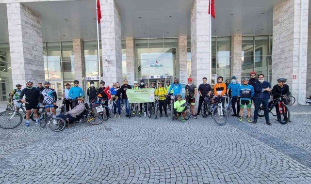 Bursa'da pedallar SMA hastası Mehmet Ayaz için döndü