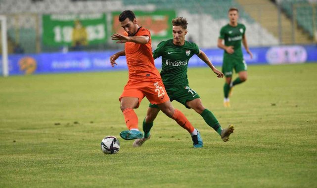 Bursaspor, Eren Güler'le 3 yıllık anlaşma yaptığını duyurdu - Bursa Haberleri