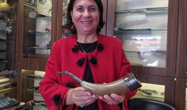 Çarlar devrinden kalma boynuz kadeh sahibini arıyor