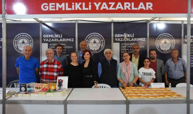 Gemlikli yazarlar okurlarla buluştu - Bursa Haberleri