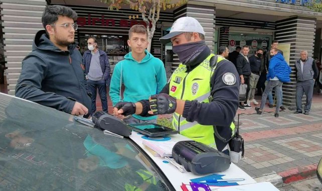 Kasksız sürücülere ceza yağdı - Bursa Haberleri