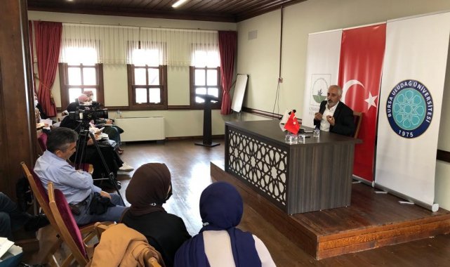 Şadırvanlı Han'da batı düşüncesi sohbetleri