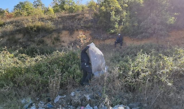 Yamaçta mahsur kalan zihinsel engelli adamı polis ekipleri böyle kurtardı - Bursa Haberleri