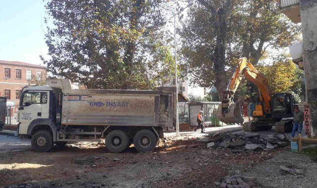 Balıkpazarı yolları yenileniyor