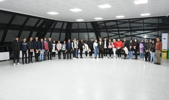 Bu ilçede bütün tesisler gençlere ücretsiz...