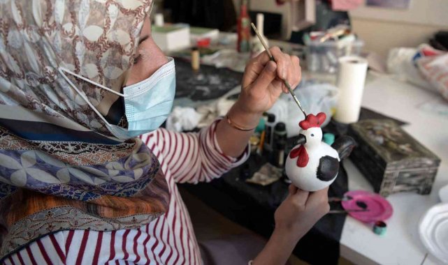 Bu kursta peçeteler sanat eserine dönüşüyor