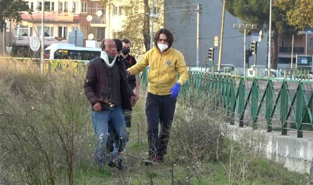 Bursa'da alkolü fazla kaçırdı, tahliye kuyusuna düştü