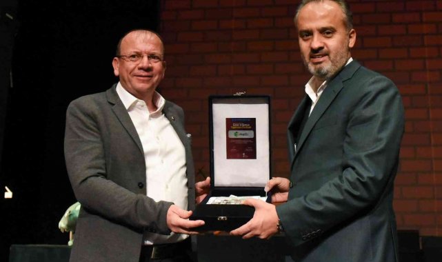 Bursa'da tiyatro salonları çocukların