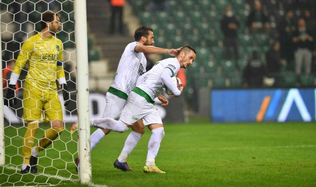 Bursaspor ile Galatasaray hazırlık maçında karşılaşacak