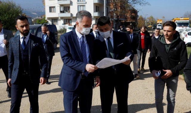 İnegöl'e beton yollar yapılıyor
