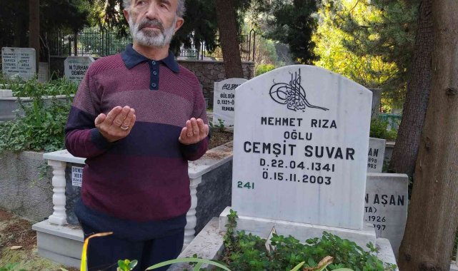 Kenan Evren'e tepki gösteren eski eserler sevdalısı Suvar mezarı başında anıldı