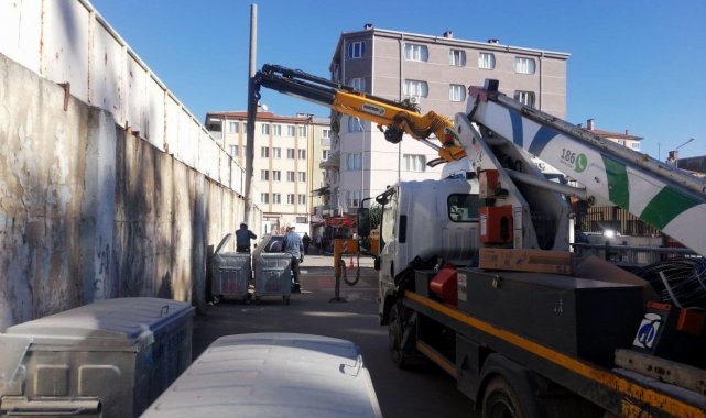 Muhtar istedi, mahalle aydınlandı