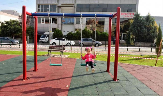 Yunus Emre'ye çifte park