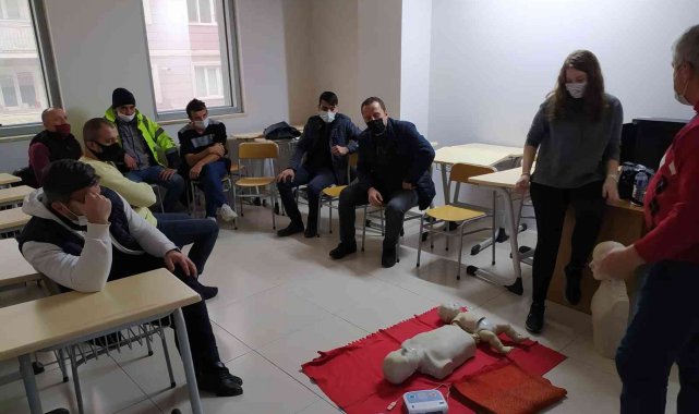 Belediye personeli ilkyardımda sınıfı geçti - Bursa Haberleri