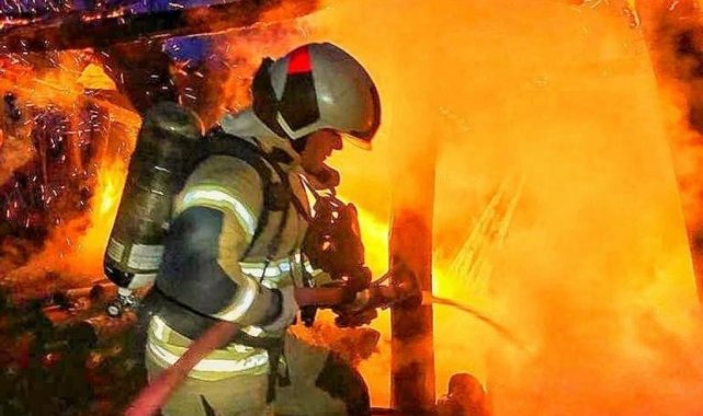 Bursa'da korkutan samanlık yangını