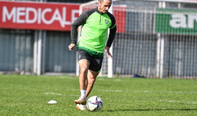 Bursaspor'da Denizlispor maçı hazırlıkları aralıksız başladı