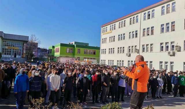 Yıldırım'da okullarda afet eğitimi