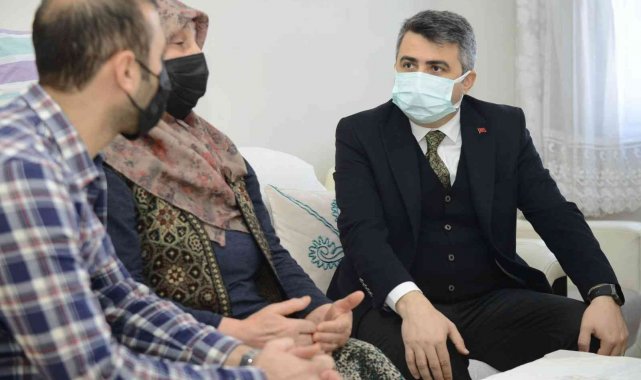 Başkan Yılmaz'dan şehit annesine ziyaret