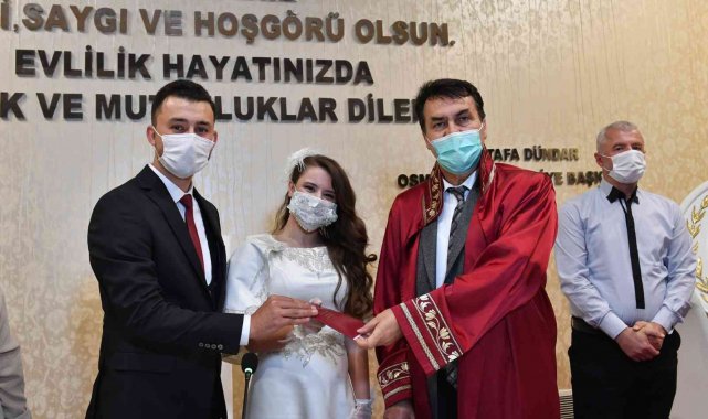 Gelin ve damatlar Osmangazi'yi tercih etti