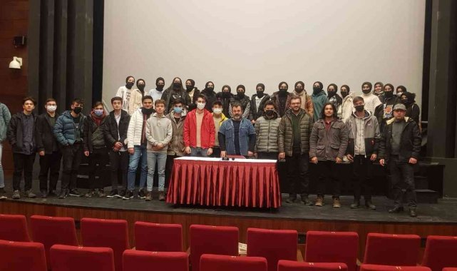 Genç sinemacılar bu atölyede yetişiyor