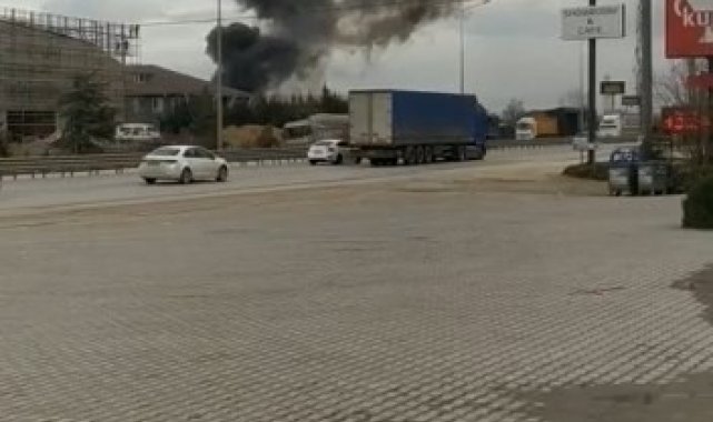 Geri dönüşüm tesisinde korkutan yangın