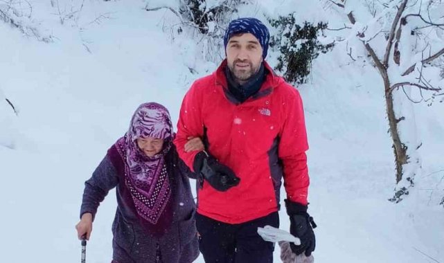 Karda mahsur kalan yaşlı kadının yardımına AFAD yetişti