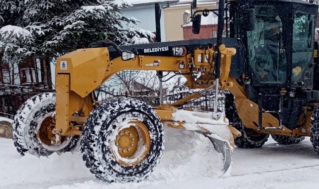 Kestel'de 24 saat karla mücadele sürüyor