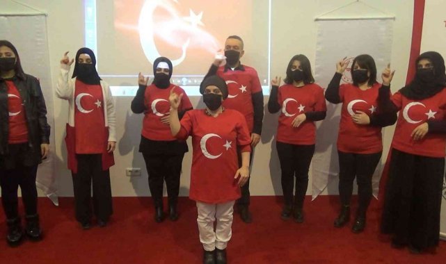 Sağlık çalışanları engelleri kaldırmak için işaret dili öğrendi