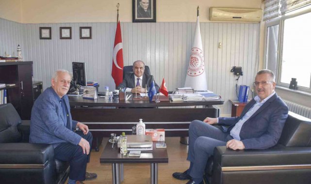 Bandırma'da Karacabey'in liman ve balıkçılık faaliyetleri konuşuldu