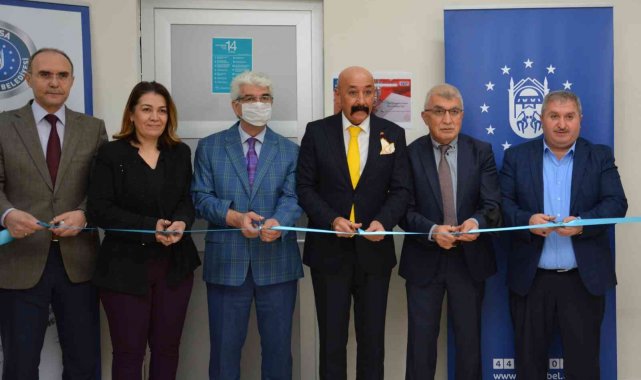 Çocuklar sınıfta, anneler iş başında