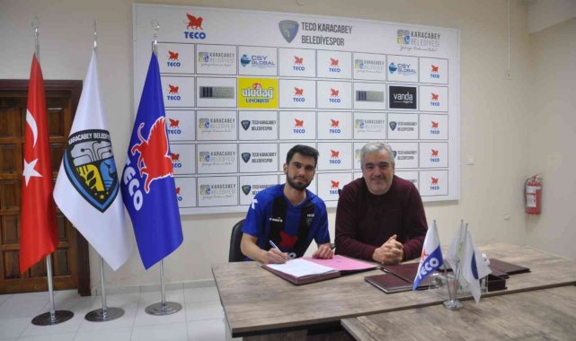 Mehmet Kalkan Karacabey Belediyespor'da