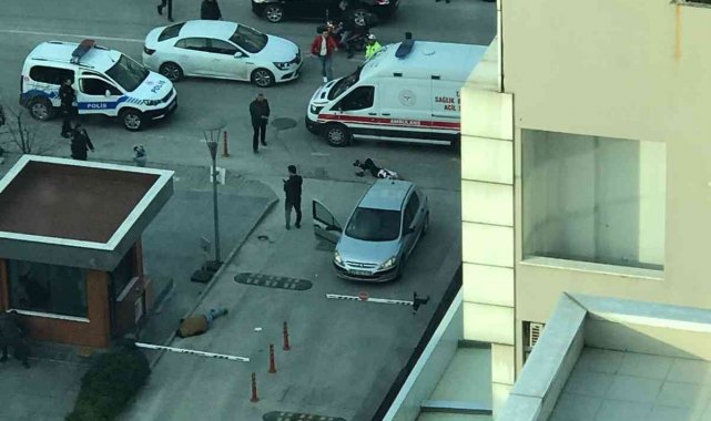 Bursa'da polisin cinnet anı kamerada...2 ölü 1 yaralı - Bursa Haberleri