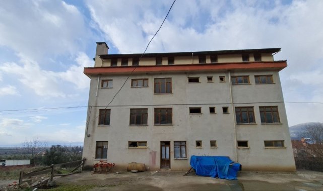 2 milyon liralık yatılı Kur'an kursu çürümeye terk edildi