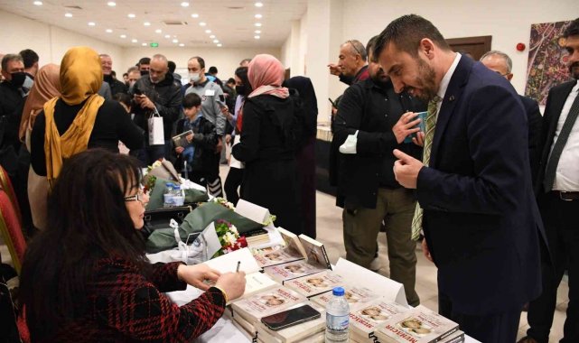 Kestel 13. Kitap Günleri Ahmet Şafak'ın katılımıyla başladı