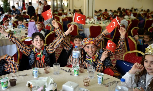 Bursa'da çocukların 23 Nisan coşkusu