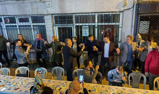 Bursa'da Rumeli camiası sahurda buluştu