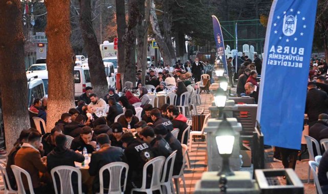 Ramazanın bereketi Keles'i sardı