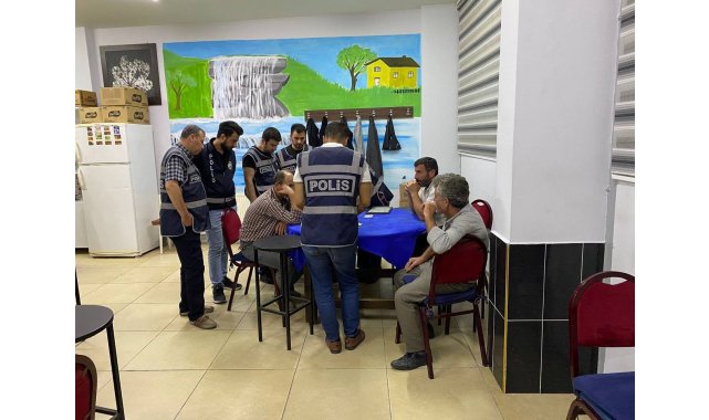 150 polis ve jandarmayla 'Huzur İnegöl' uygulaması